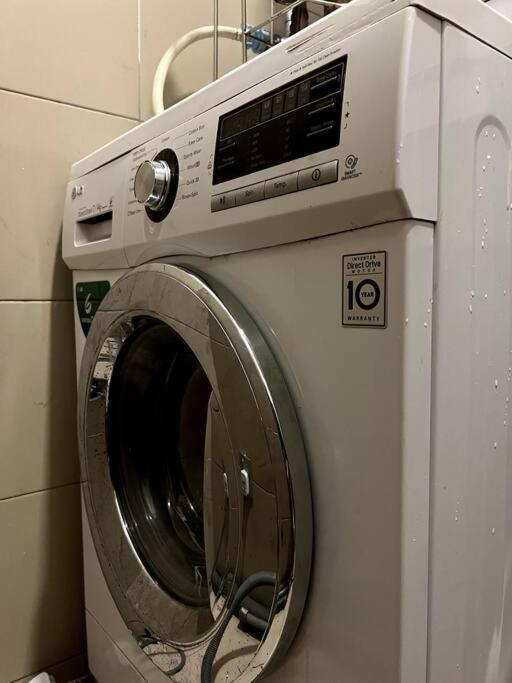 קוטה קינבלו Luxury The Loft Comfort & Convenient Homestay 4 מראה חיצוני תמונה
